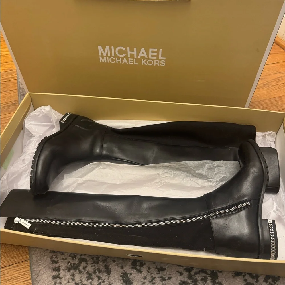 Michael Kors Black Leather Boots with Silver Zipper - Picture 1 of 4